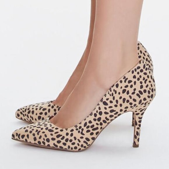 NWT F21 Cheetah Leopard Print Pointed Pumps Heels - Picture 3 of 4